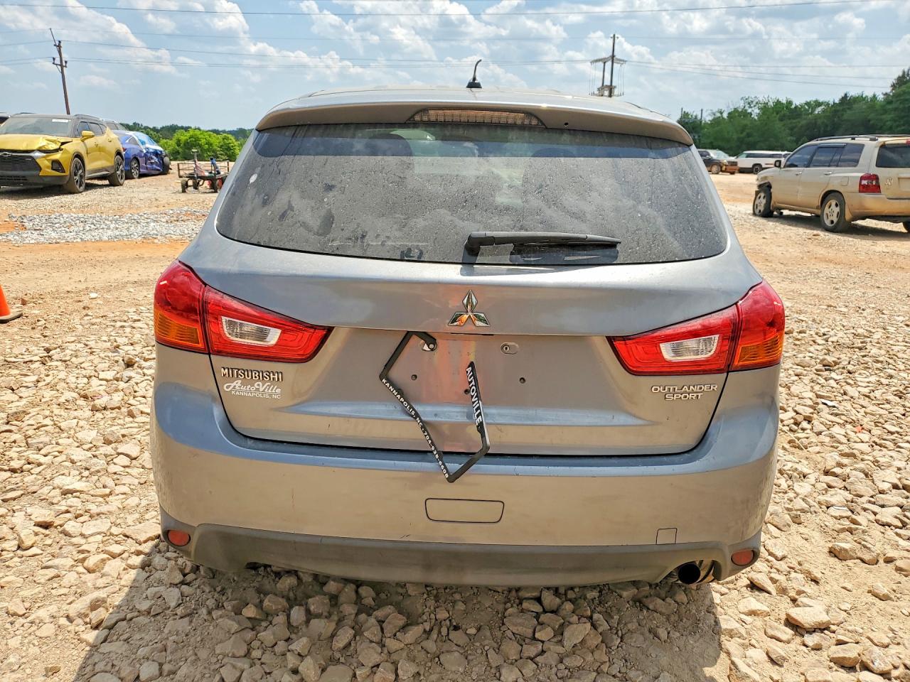 2015 MITSUBISHI OUTLANDER photo 11