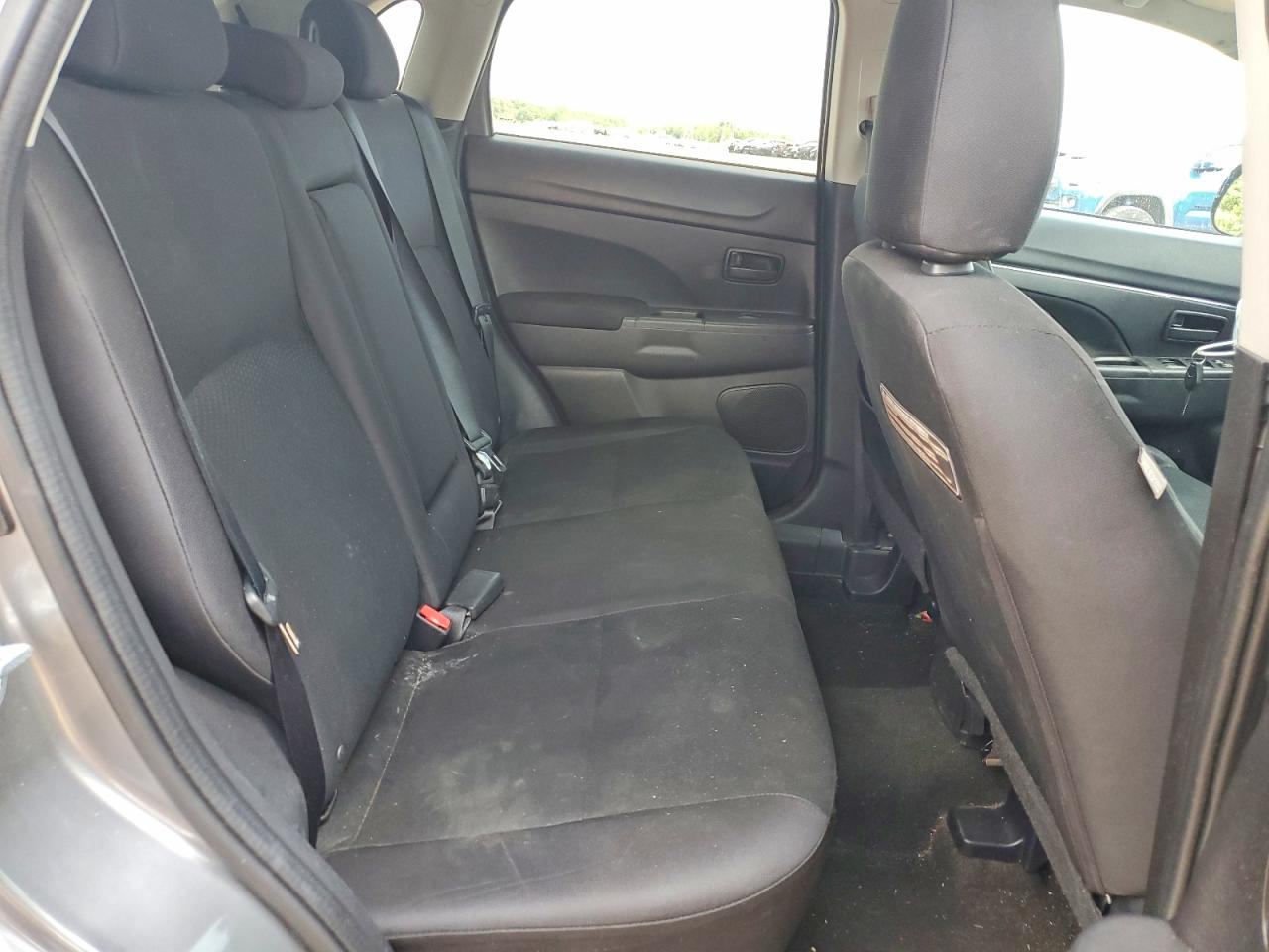 2015 MITSUBISHI OUTLANDER photo 21