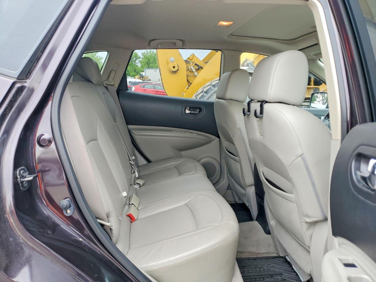 2011 NISSAN ROGUE S photo 21