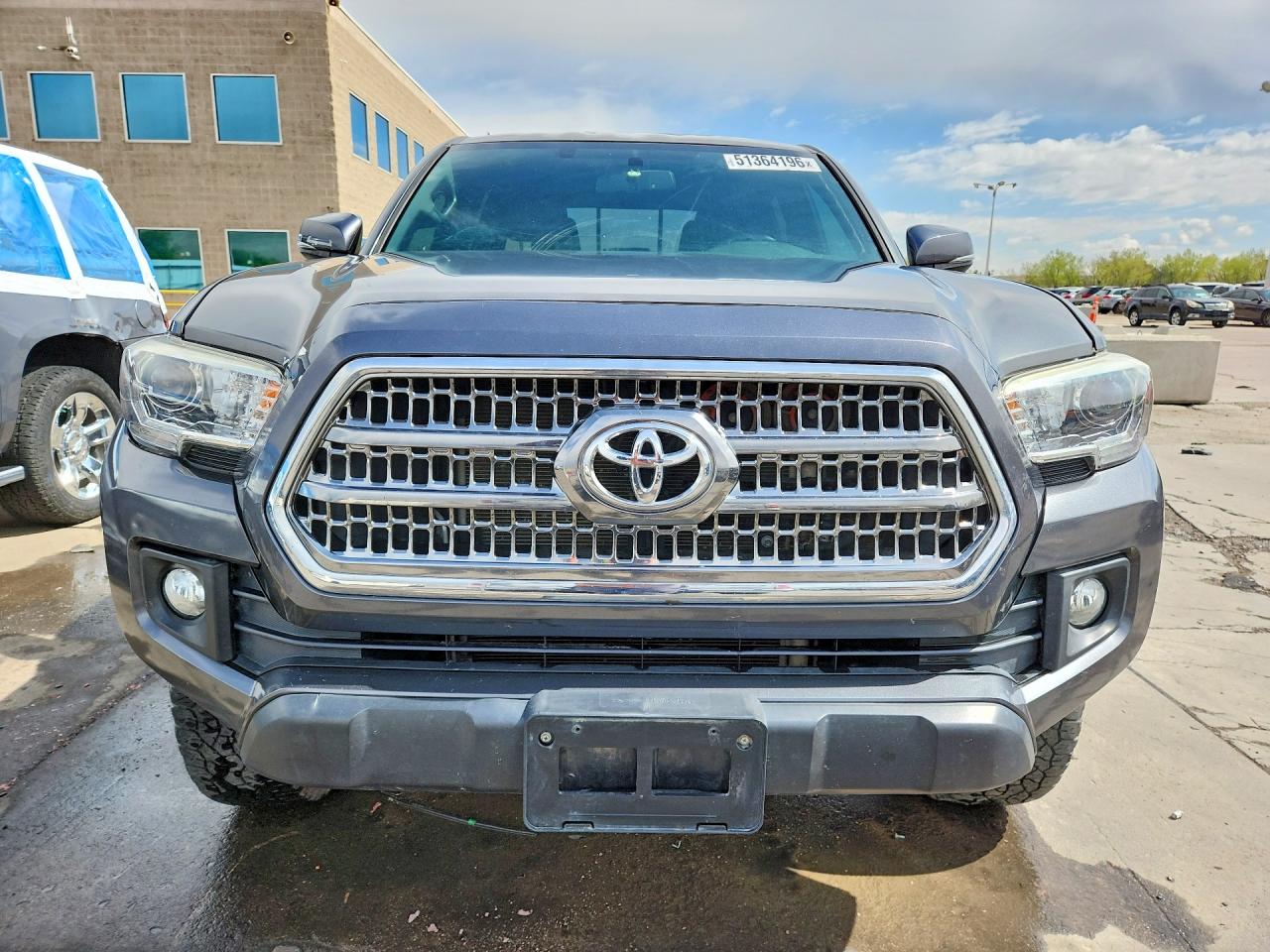 2017 TOYOTA TACOMA TRD OFF-ROAD photo 9