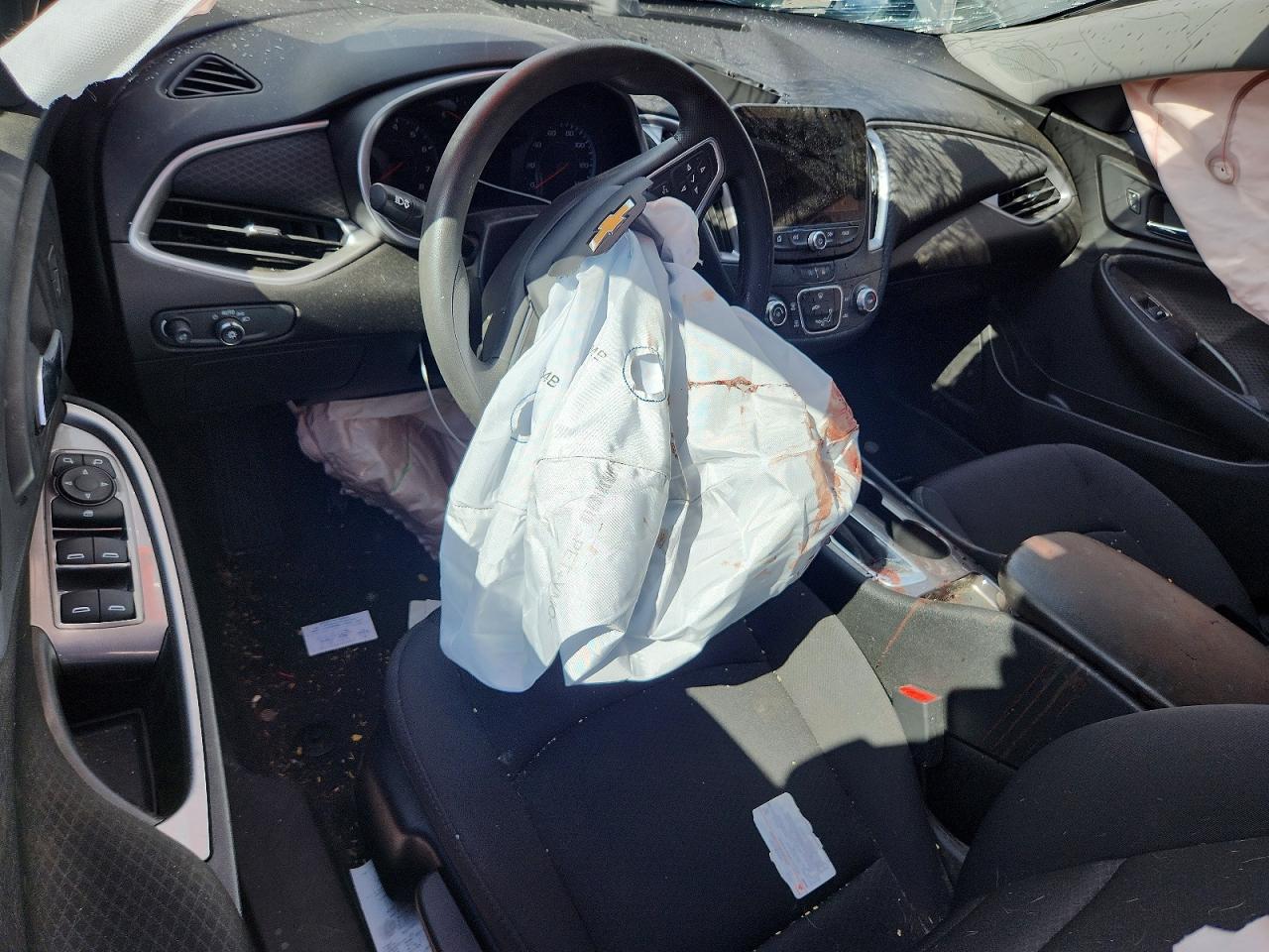 2022 CHEVROLET MALIBU LS photo 22