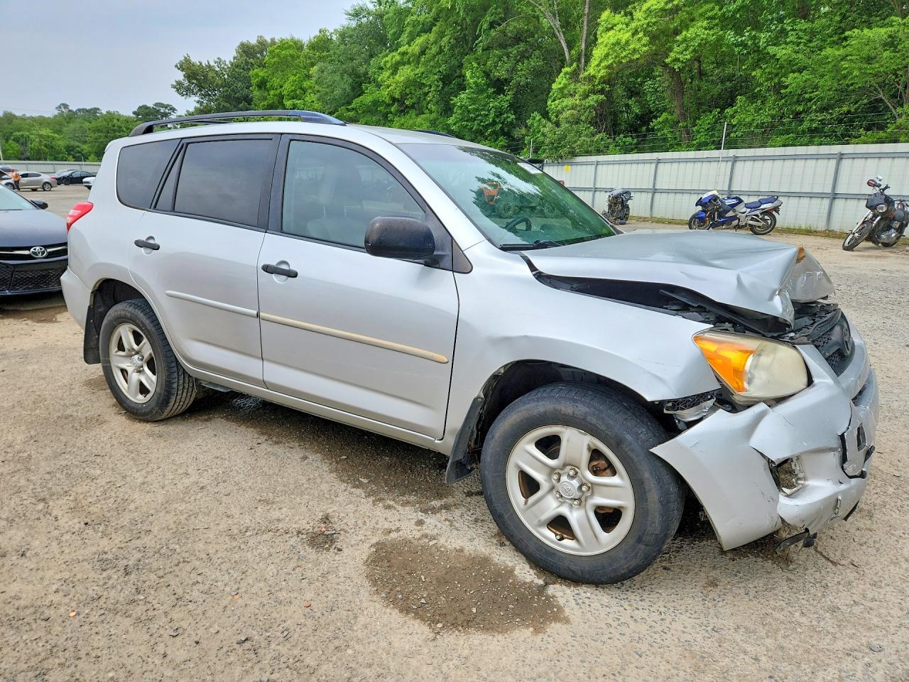 2011 TOYOTA RAV4 BASE photo 7