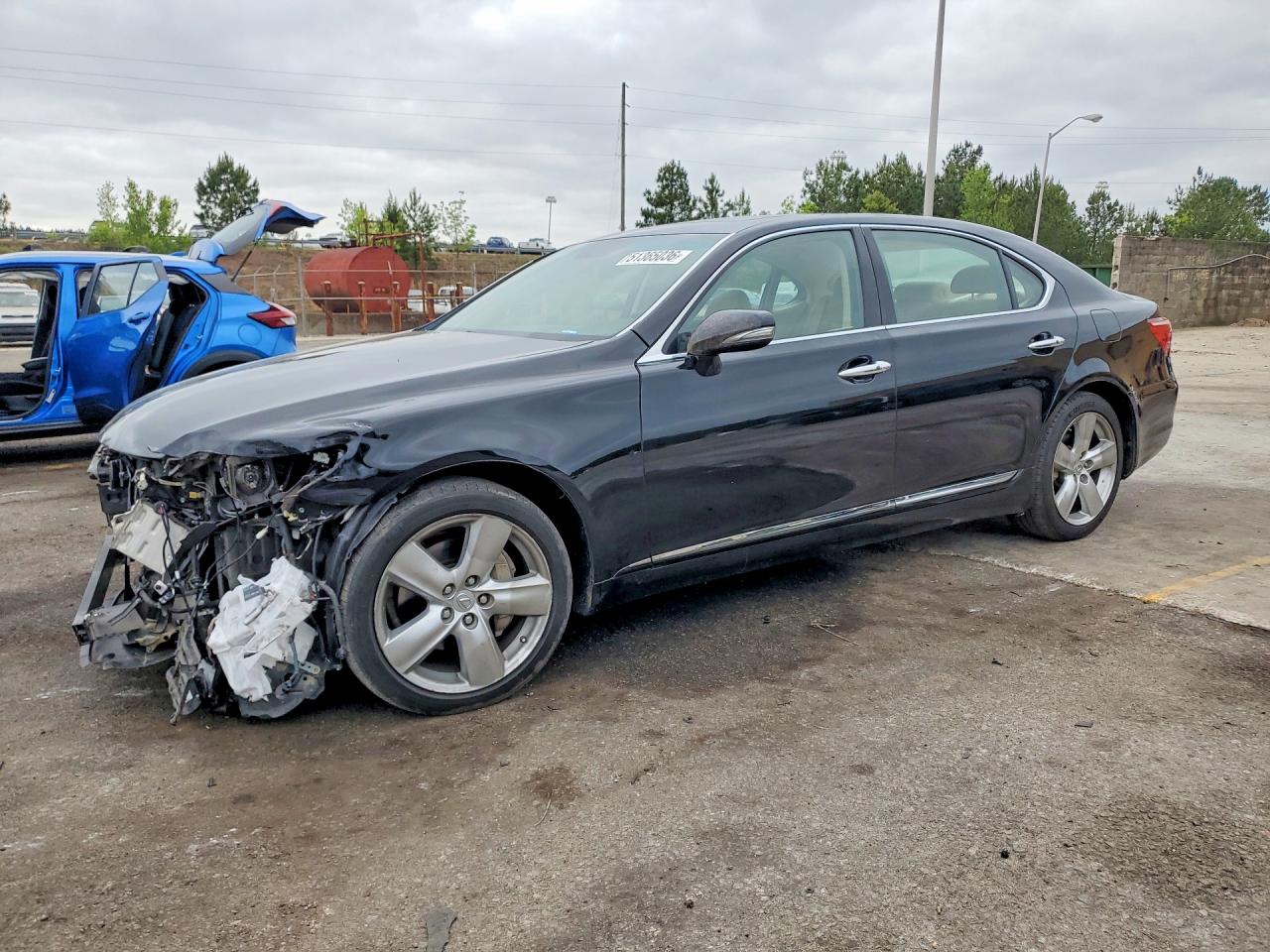 2011 LEXUS LS