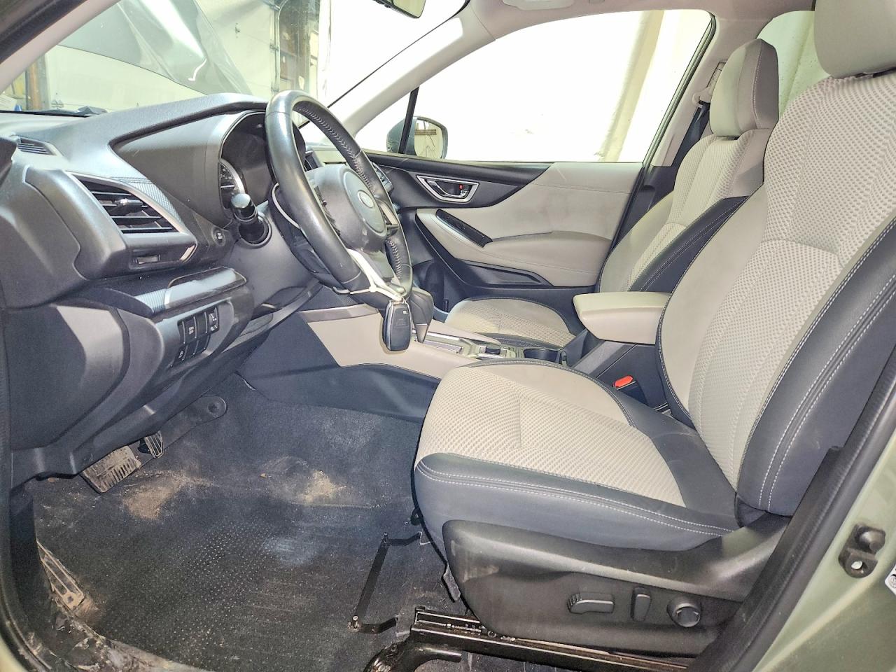 2021 SUBARU FORESTER PREMIUM photo 19