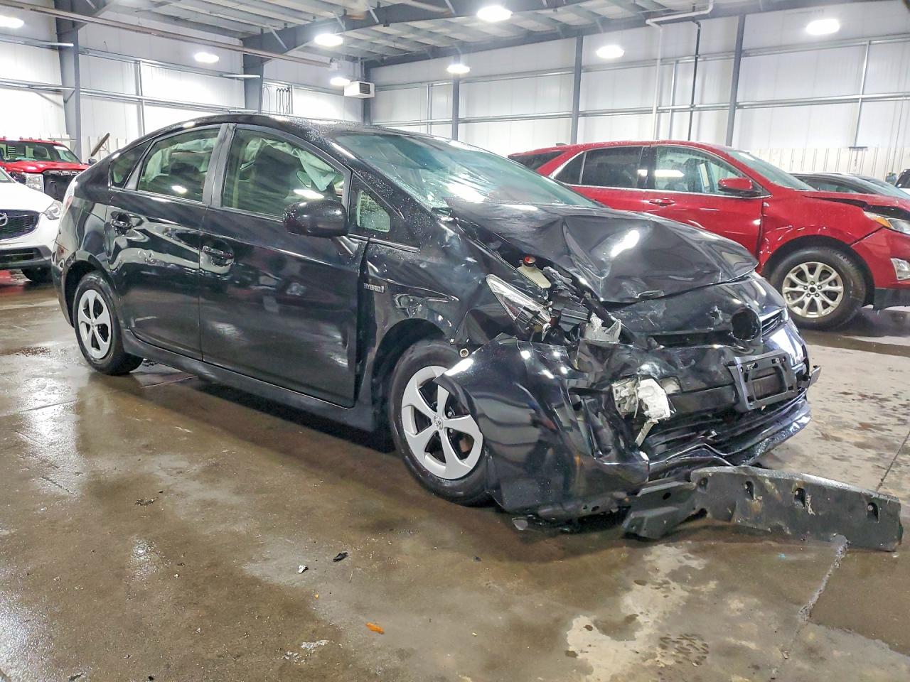 2014 TOYOTA PRIUS FOUR photo 7