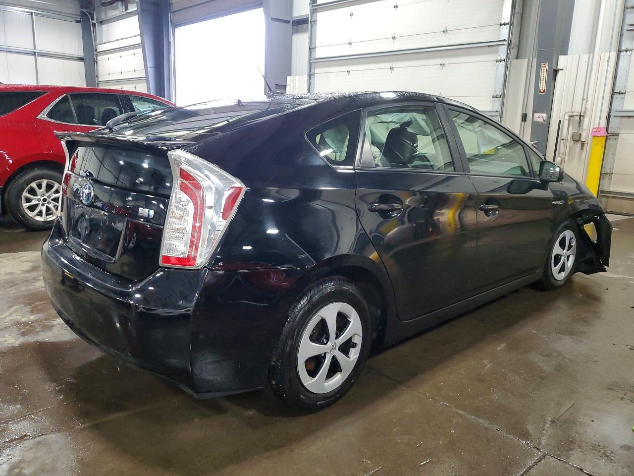 2014 TOYOTA PRIUS FOUR photo 5