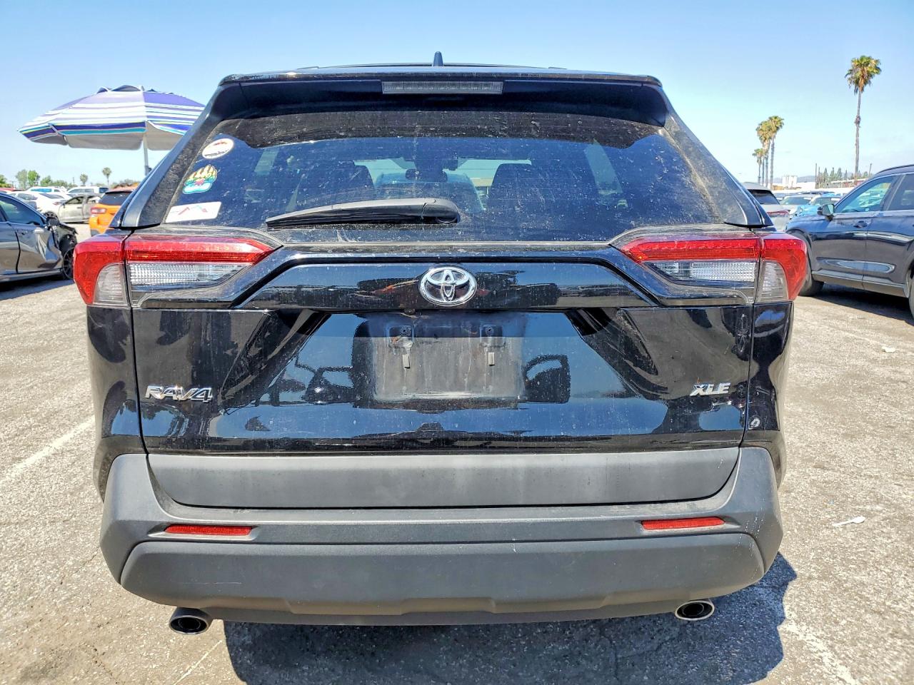 2021 TOYOTA RAV4 XLE PREMIUM photo 11
