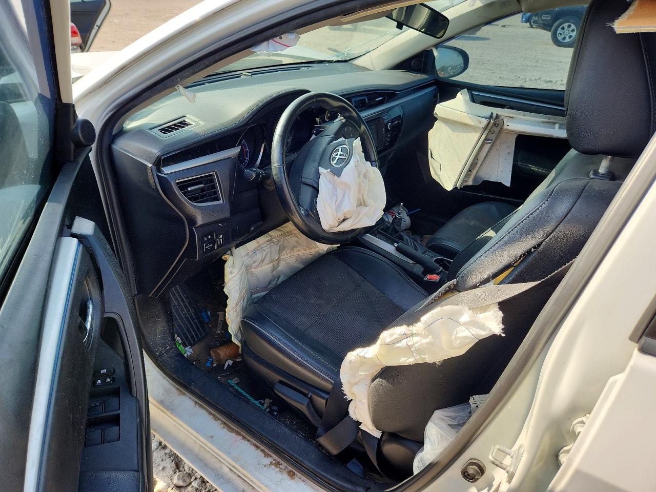2016 TOYOTA COROLLA S PLUS photo 22