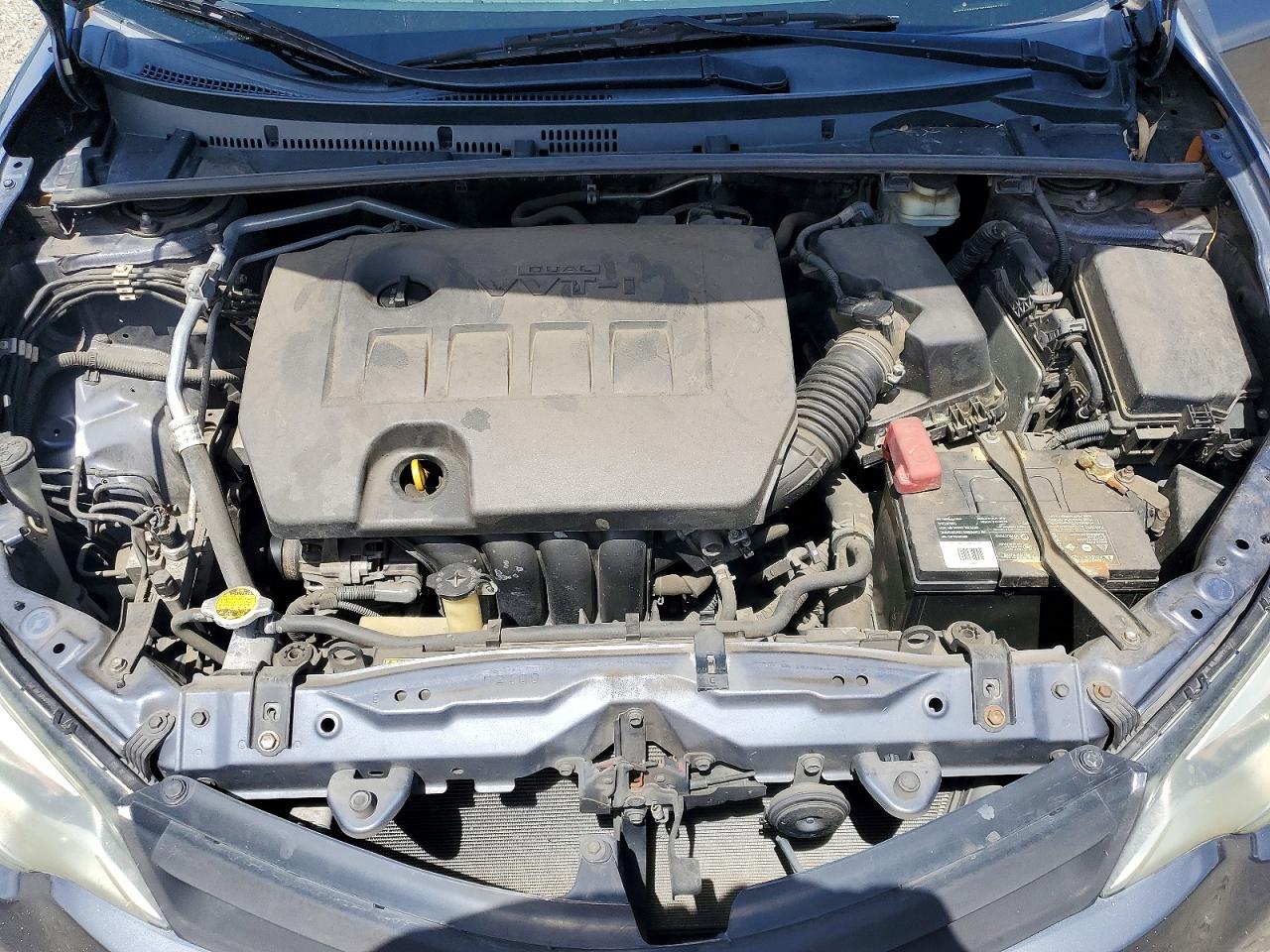 2015 TOYOTA COROLLA L photo 31