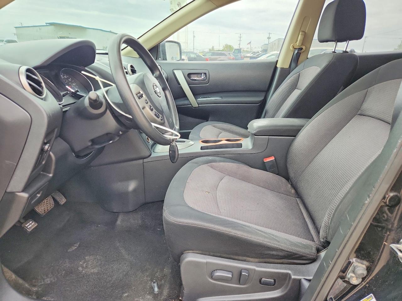 2011 NISSAN ROGUE S photo 13