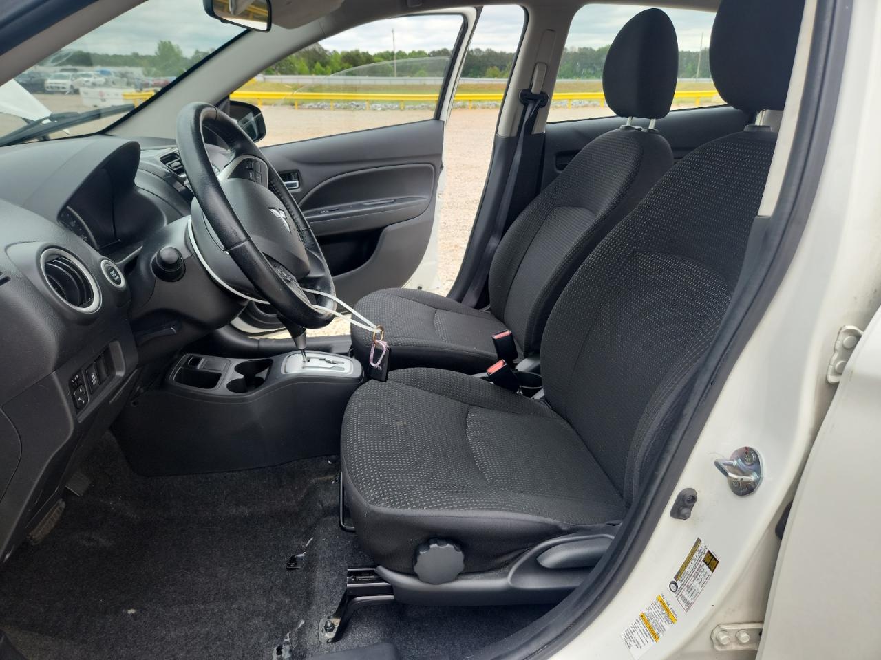 2015 MITSUBISHI MIRAGE ES photo 7