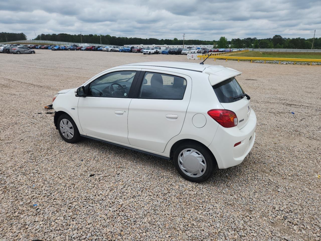 2015 MITSUBISHI MIRAGE ES photo 2