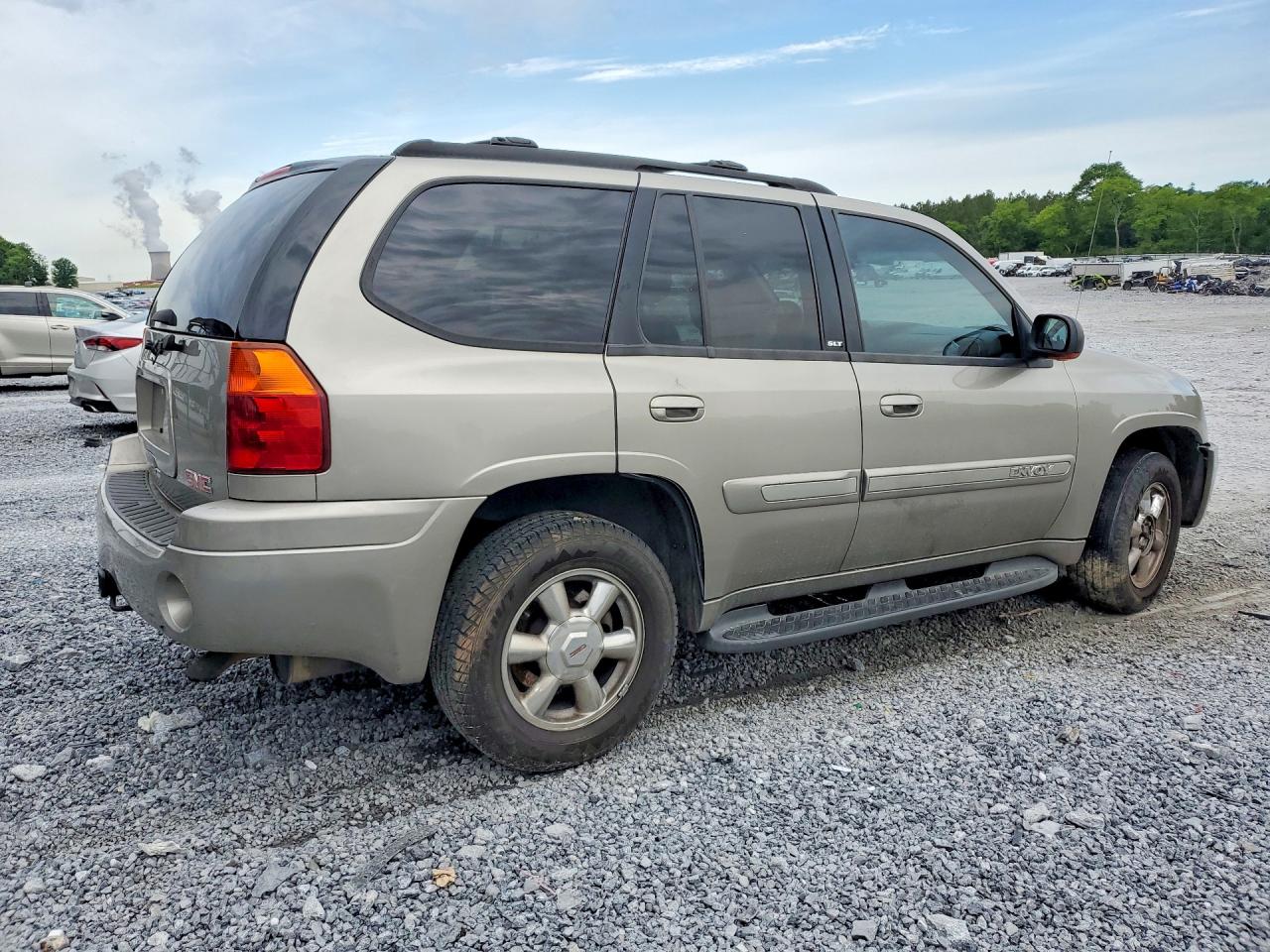 2003 GMC ENVOY photo 5