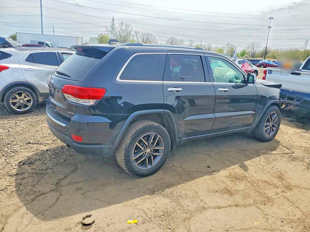 2018 JEEP GRAND CHEROKEE LIMITED photo 3