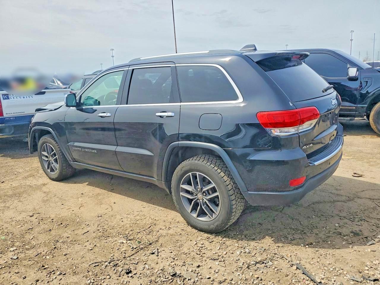 2018 JEEP GRAND CHEROKEE LIMITED photo 2