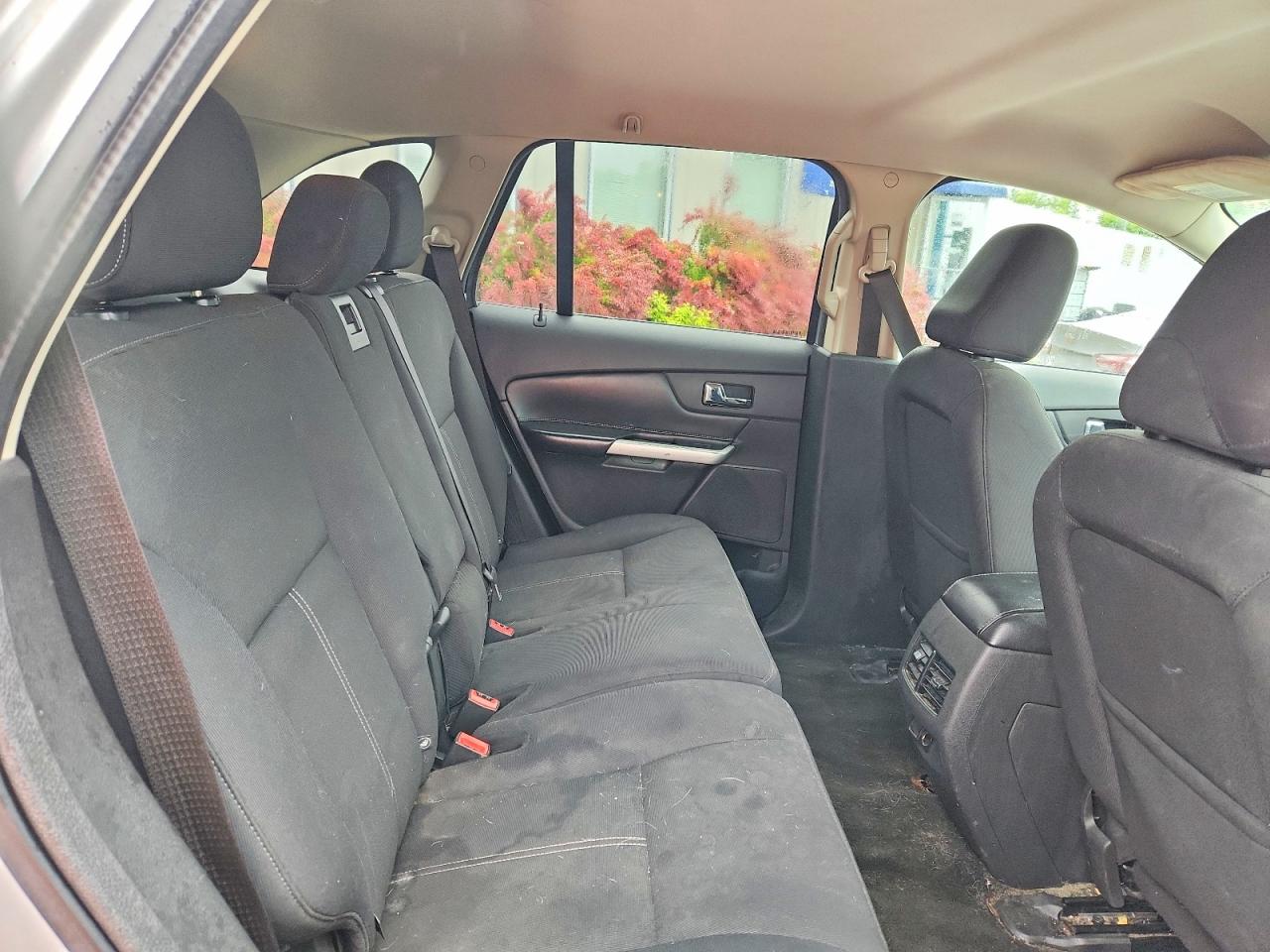 2011 FORD EDGE SE photo 31