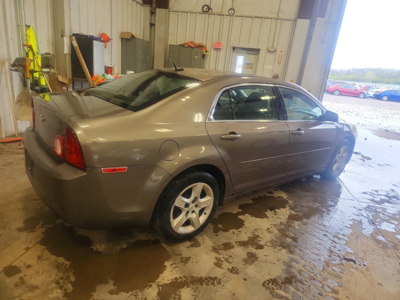 2011 CHEVROLET MALIBU LS photo 5