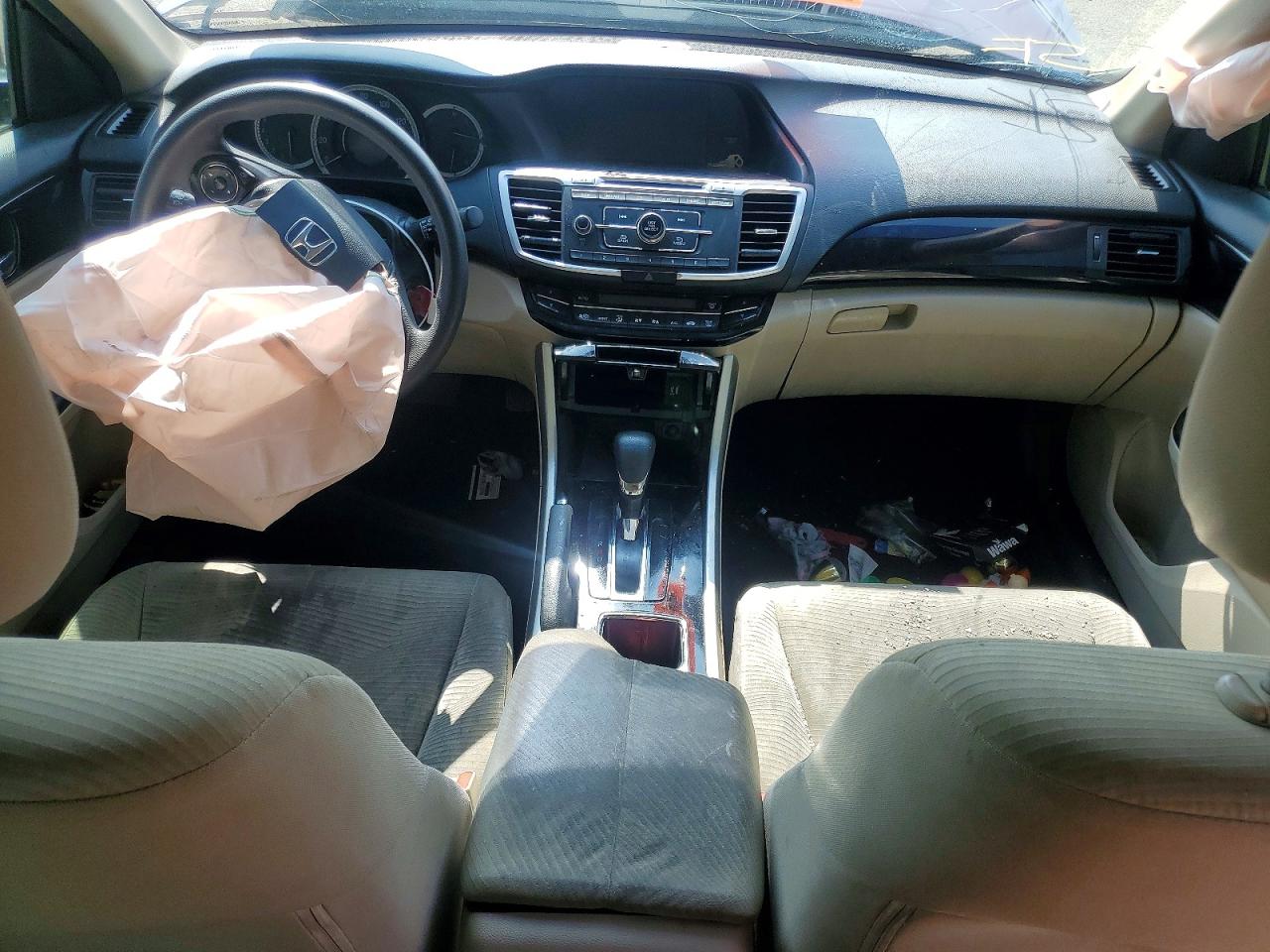 2016 HONDA ACCORD LX photo 8