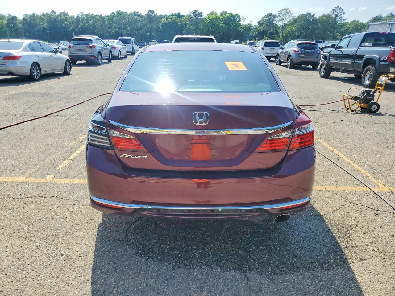 2016 HONDA ACCORD LX photo 6
