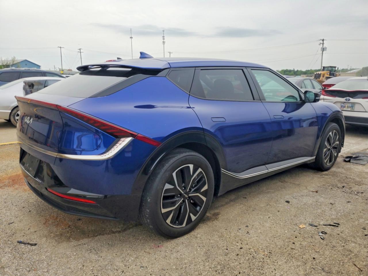2022 KIA EV6 WIND photo 12