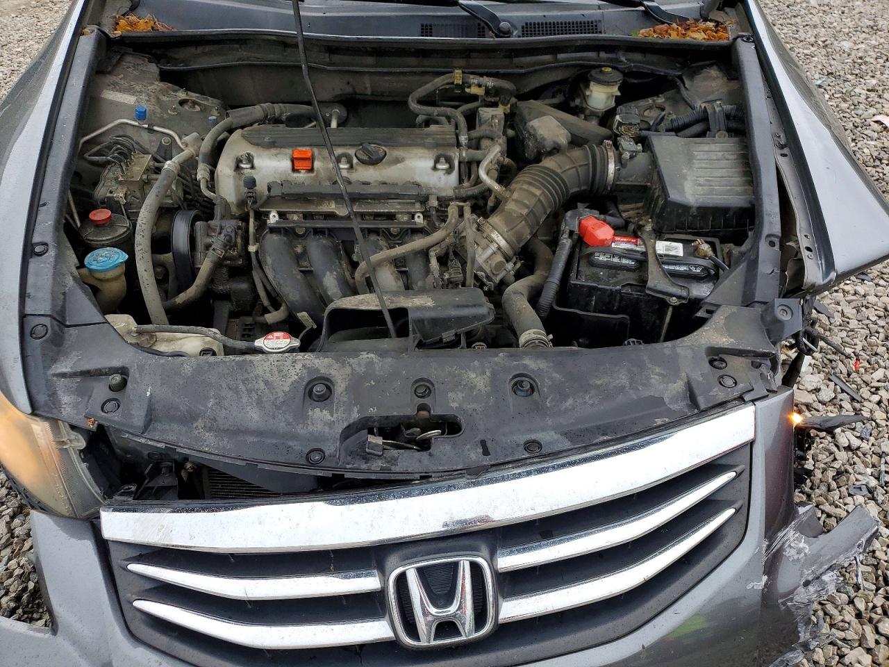 2012 HONDA ACCORD LX photo 11