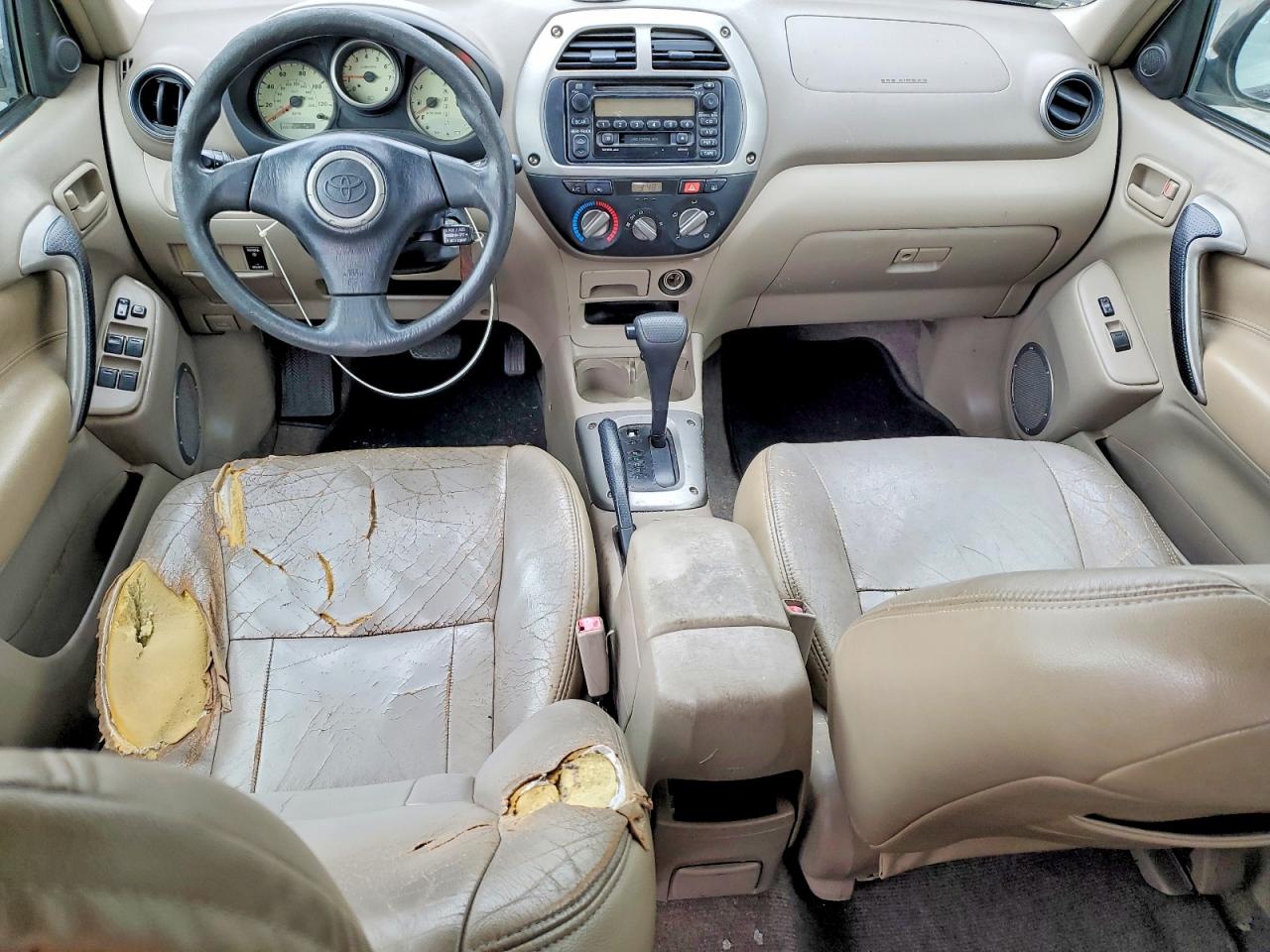 2001 TOYOTA RAV4 BASE photo 8