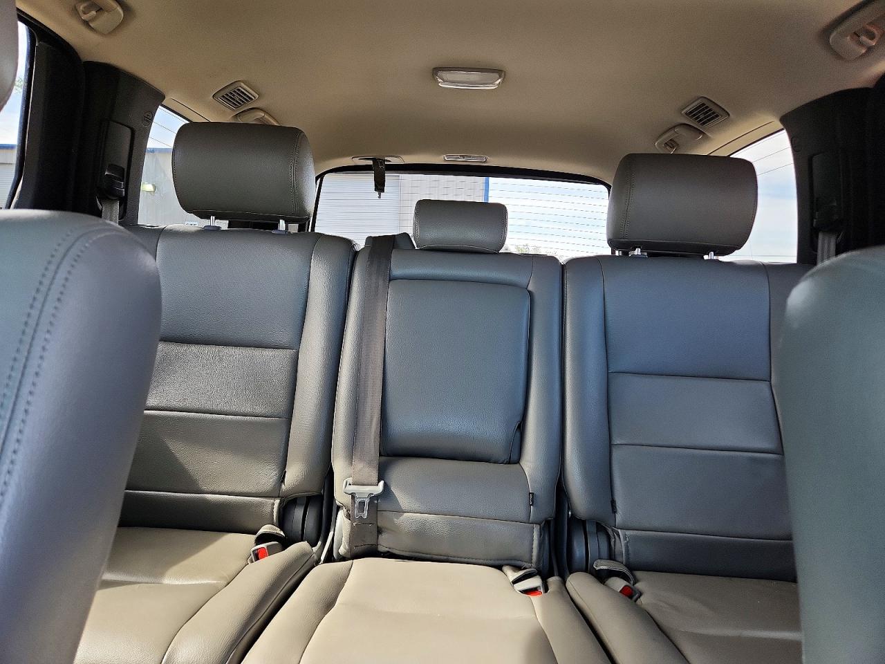 2018 TOYOTA SEQUOIA SR5 photo 28