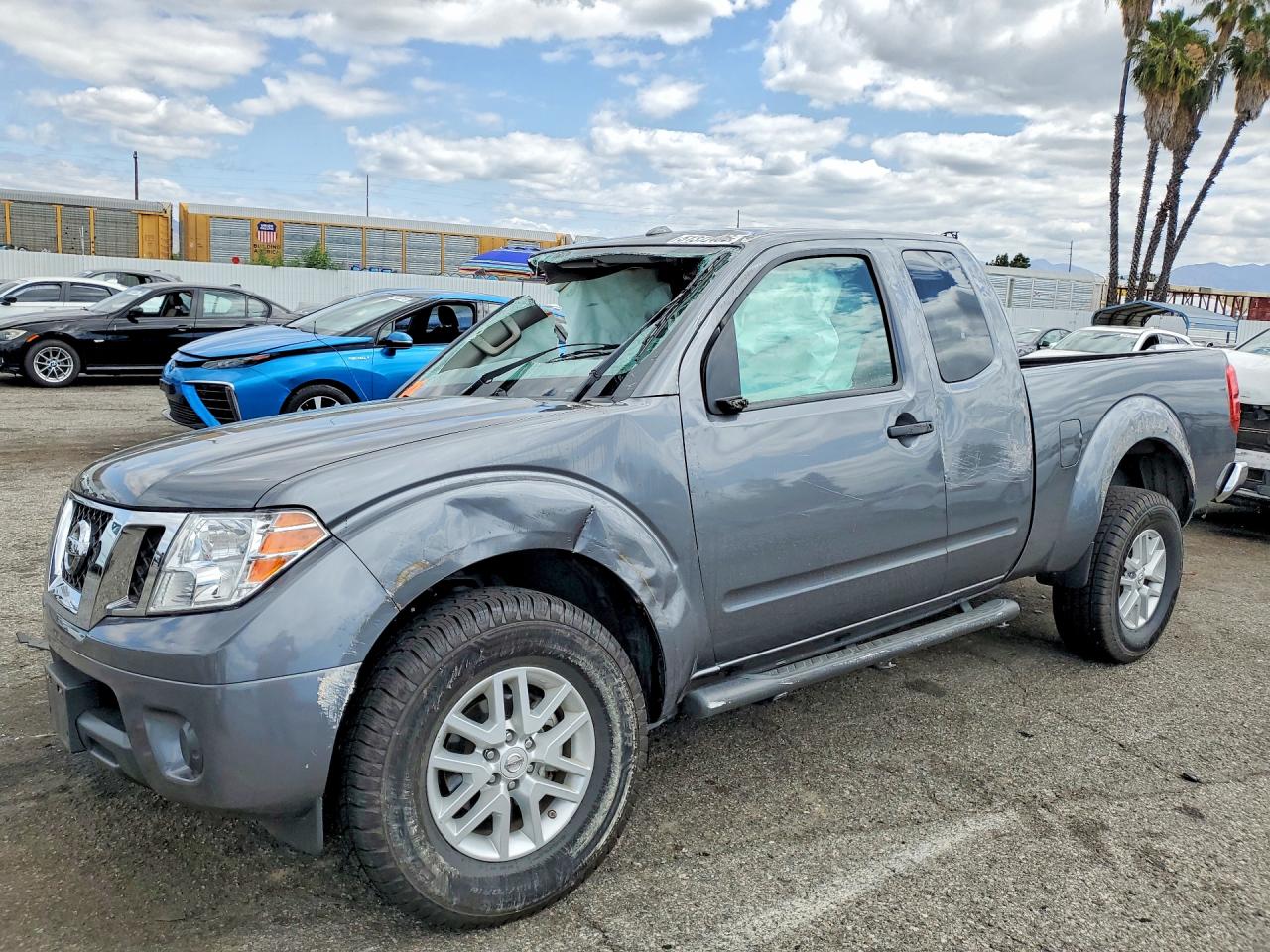 2018 NISSAN FRONTIER