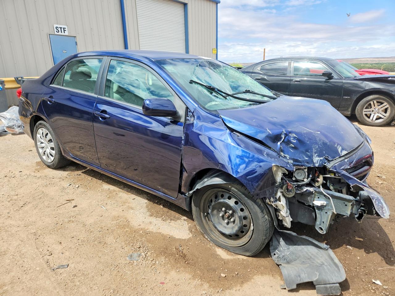 2012 TOYOTA COROLLA LE photo 10