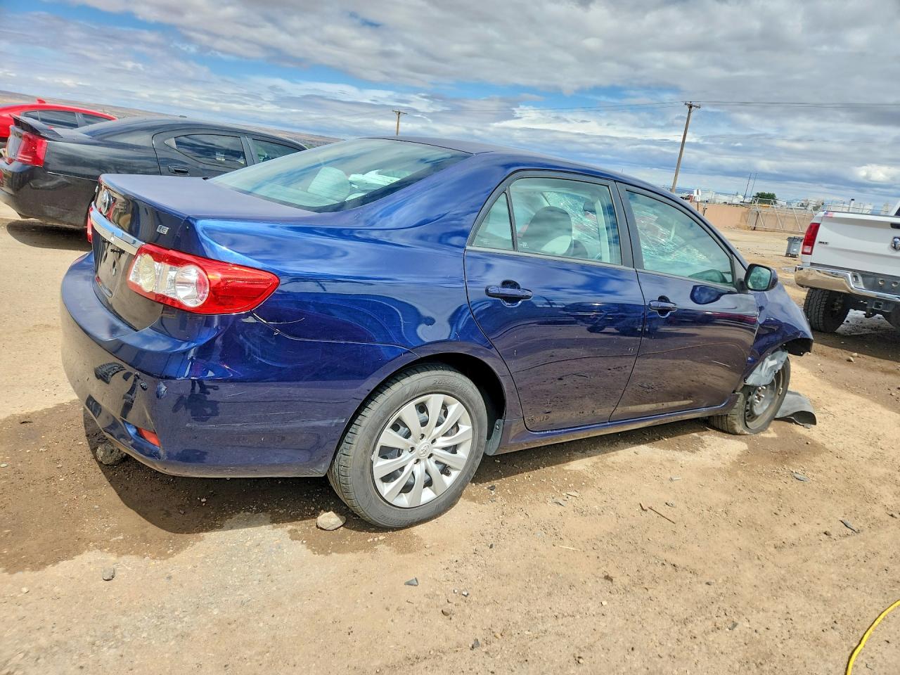 2012 TOYOTA COROLLA LE photo 7