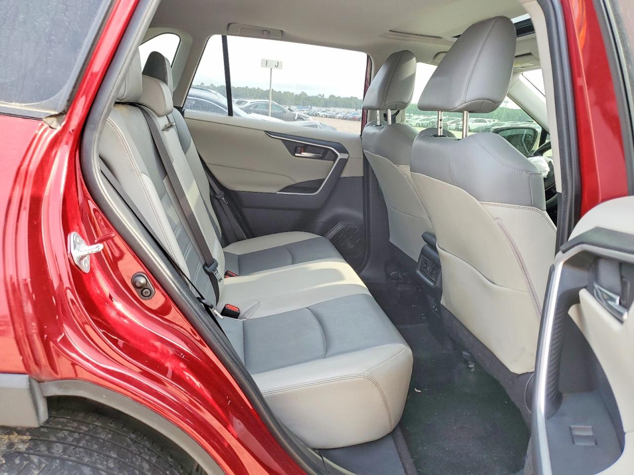 2019 TOYOTA RAV4 XLE PREMIUM photo 21