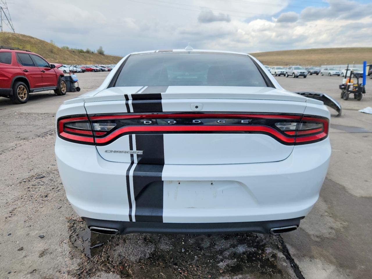 2016 DODGE CHARGER SXT photo 11