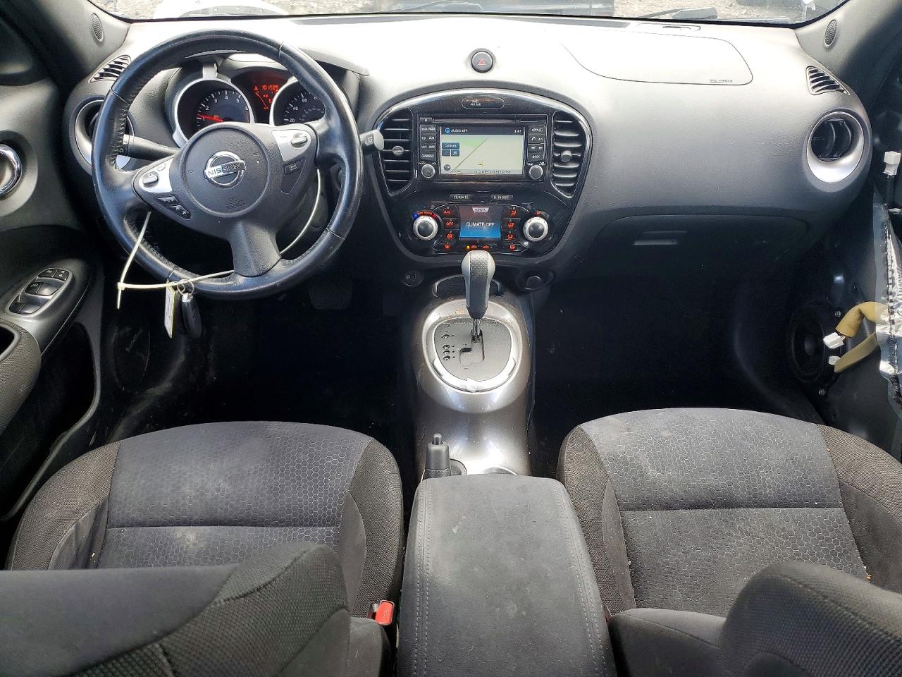 2015 NISSAN JUKE SV photo 22