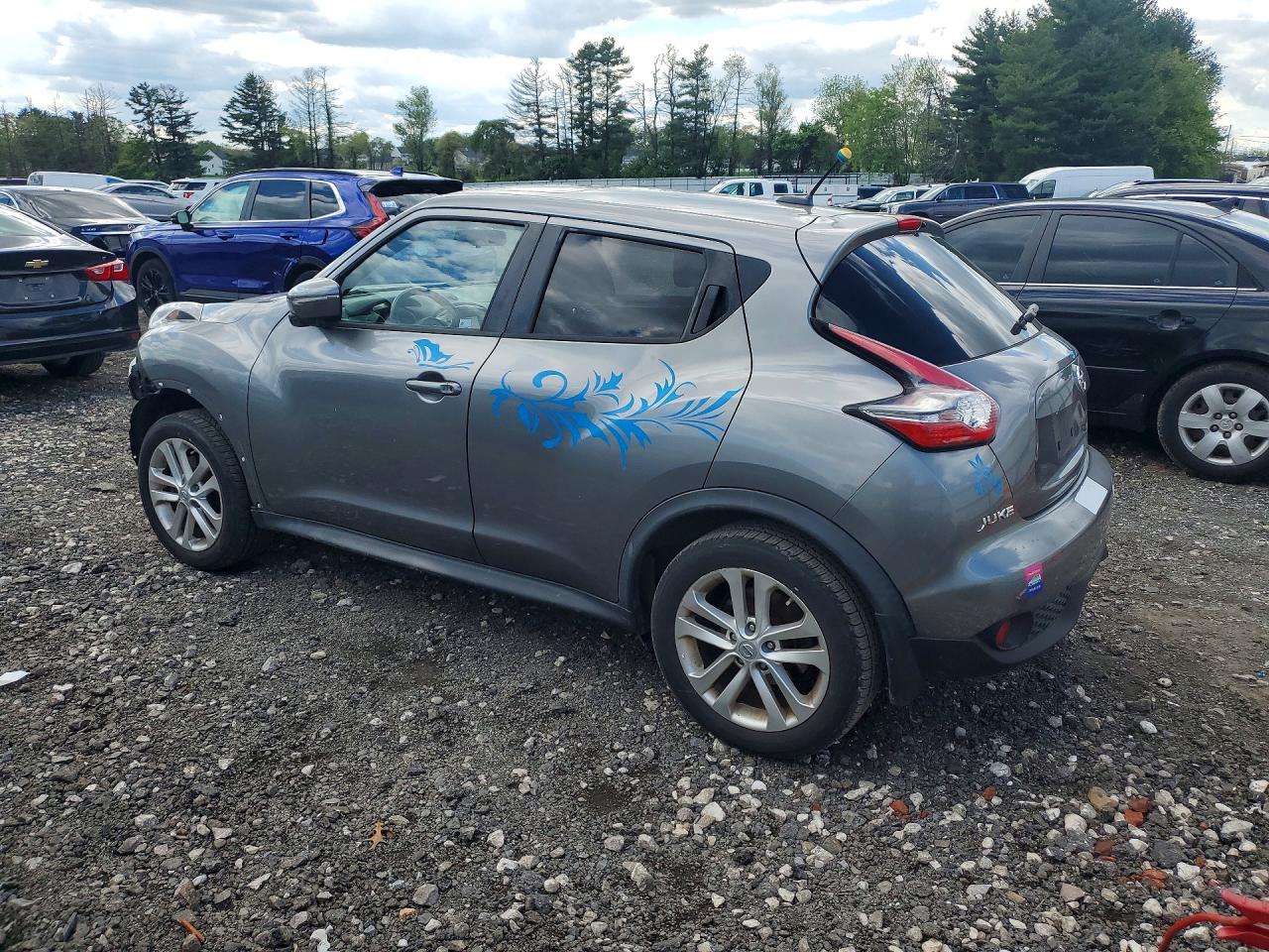 2015 NISSAN JUKE SV photo 4