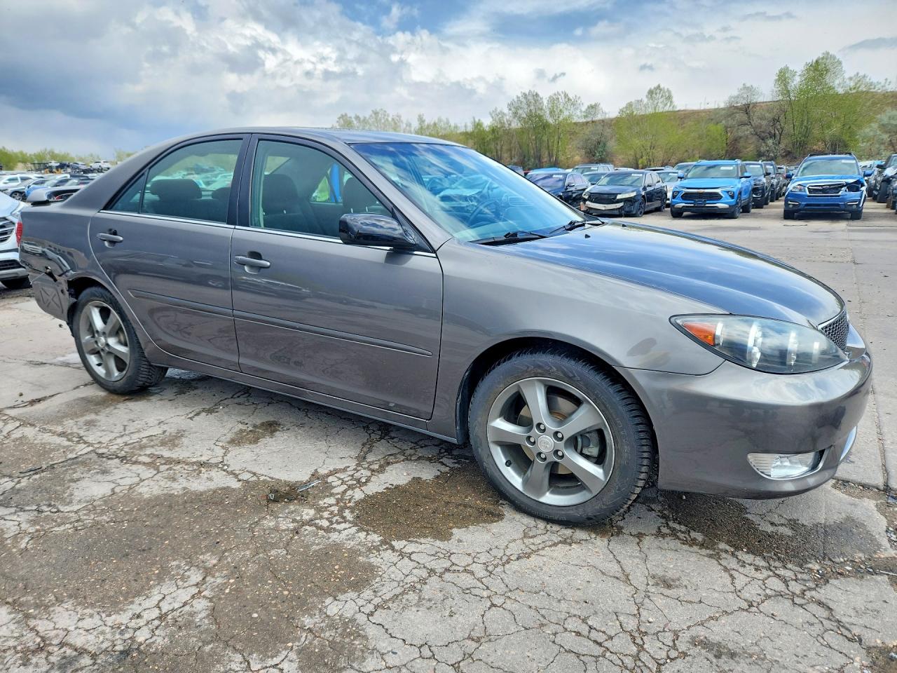 2005 TOYOTA CAMRY SE photo 10
