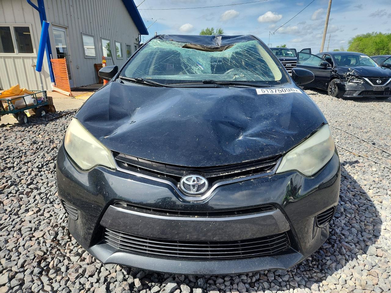 2015 TOYOTA COROLLA LE photo 13