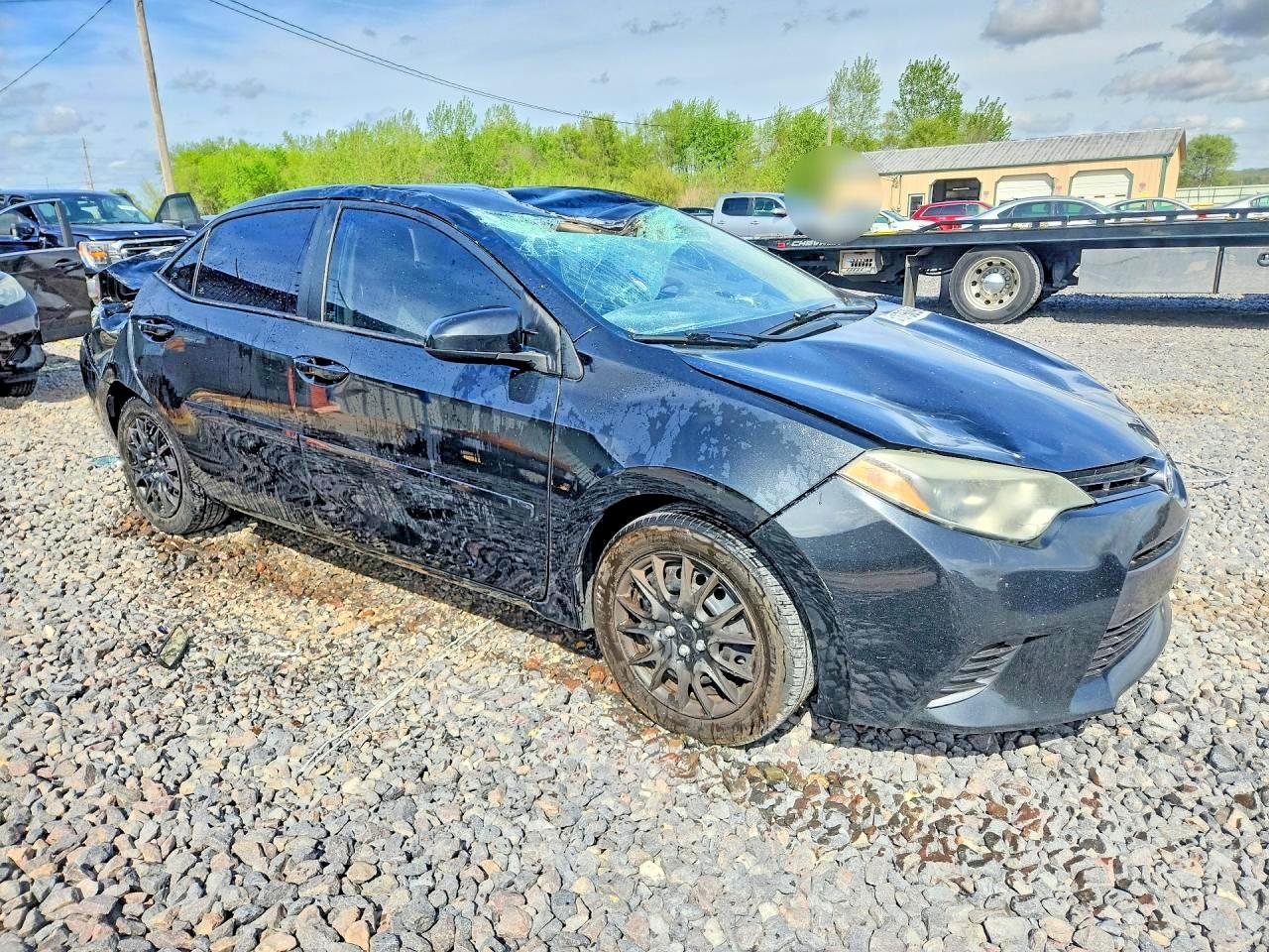 2015 TOYOTA COROLLA LE photo 10