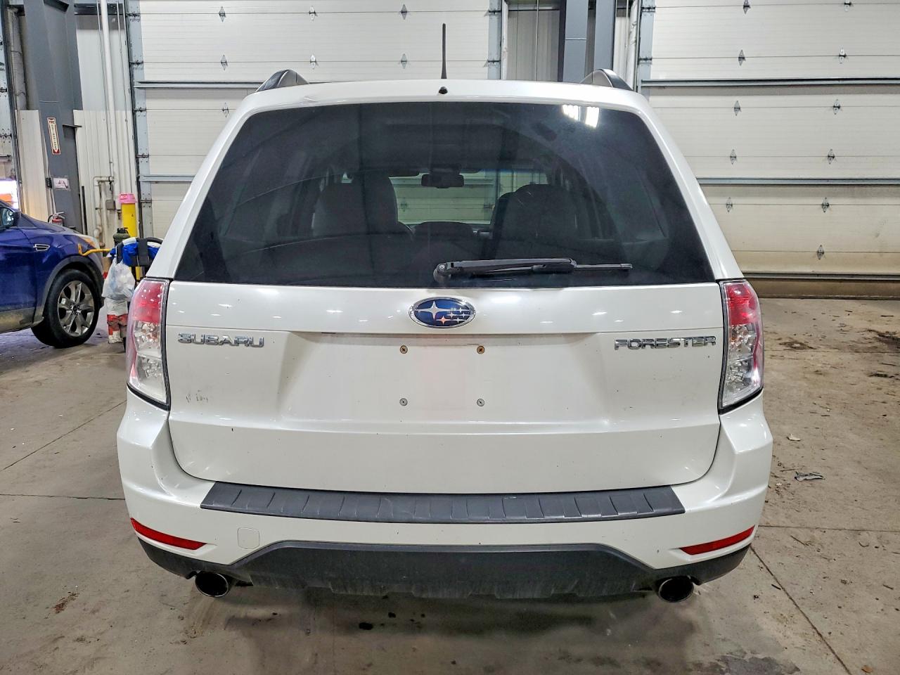 2011 SUBARU FORESTER LIMITED photo 11