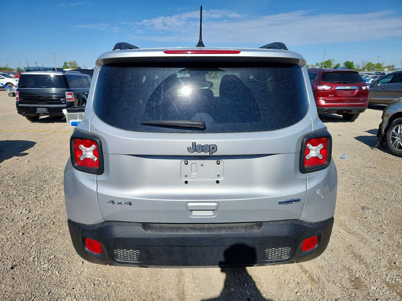 2019 JEEP RENEGADE LATITUDE photo 16