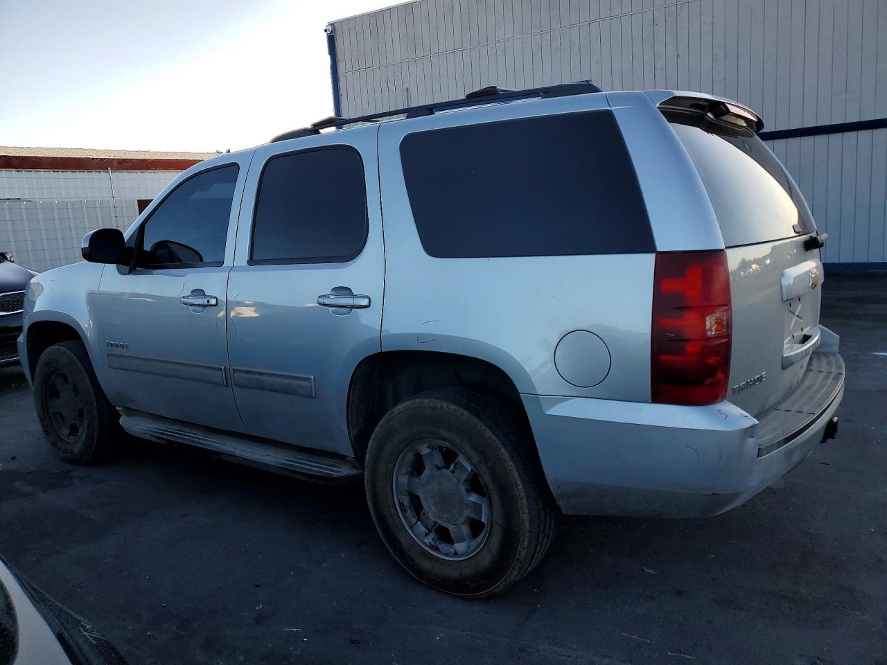 2011 CHEVROLET TAHOE C1500 LS photo 4