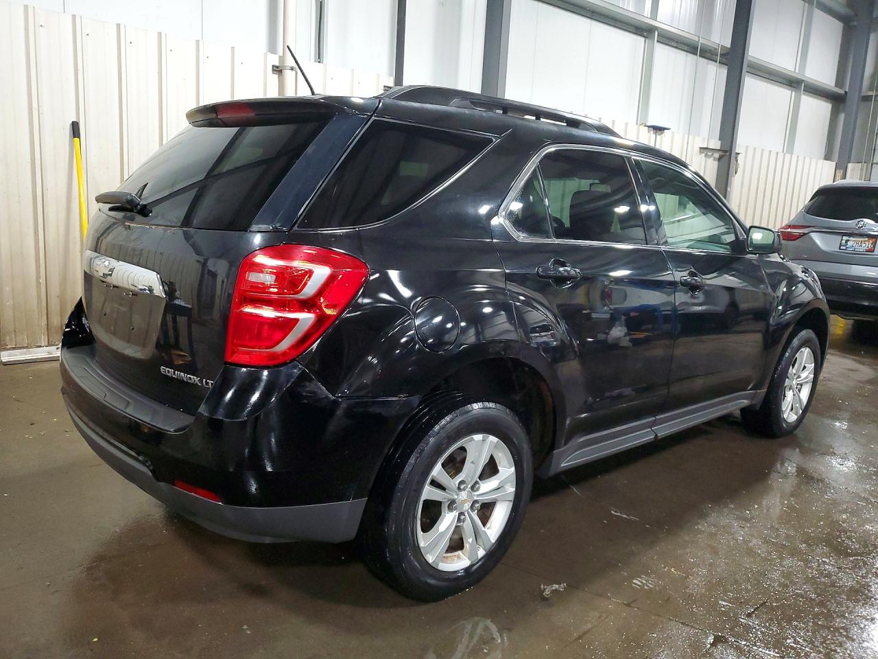 2016 CHEVROLET EQUINOX LT photo 3