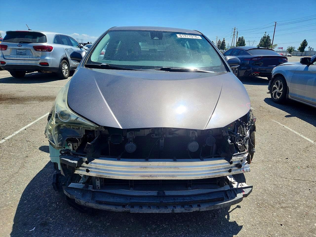 2018 TOYOTA PRIUS TWO photo 9
