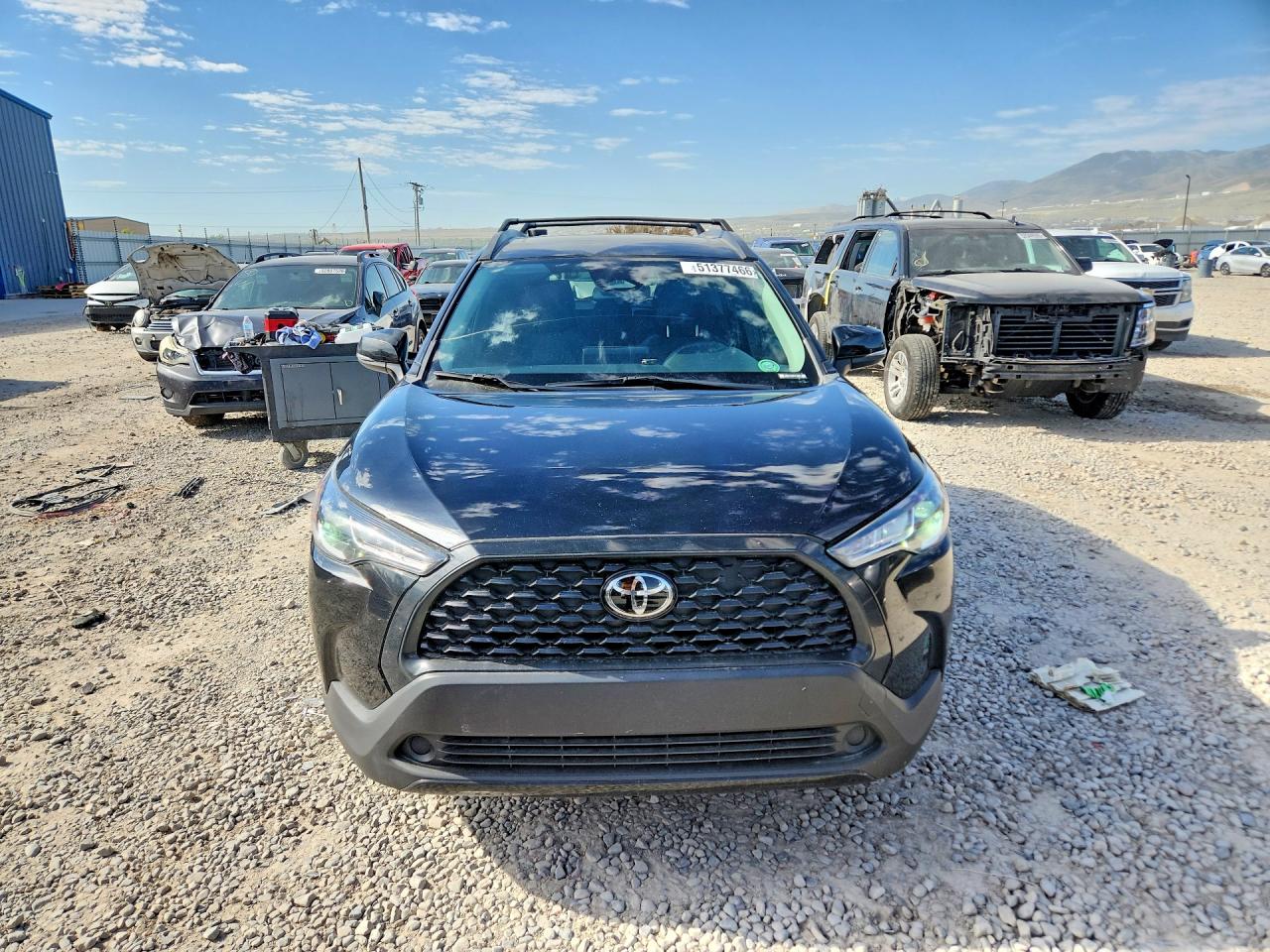 2023 TOYOTA COROLLA CROSS LE photo 5