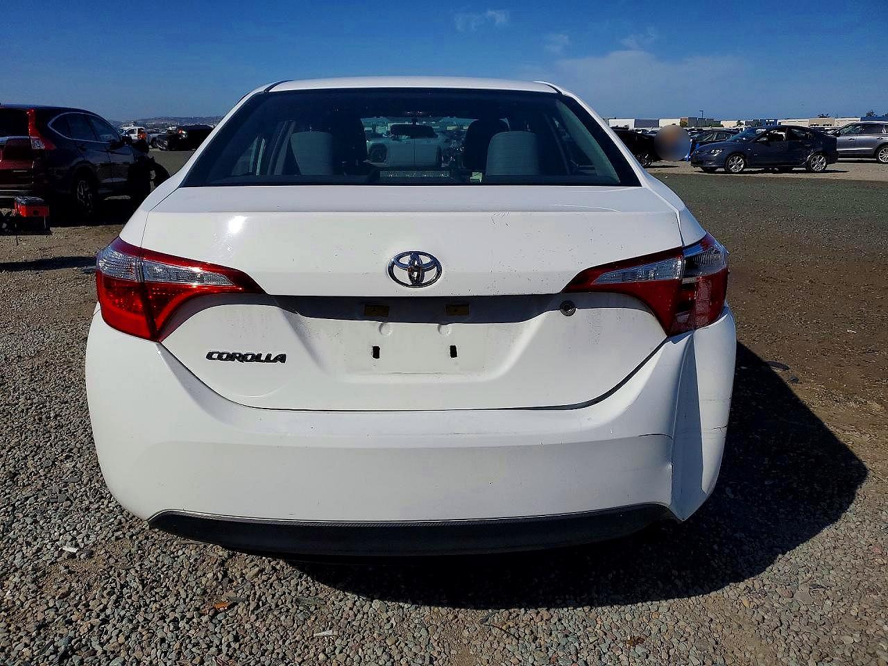 2016 TOYOTA COROLLA L photo 16