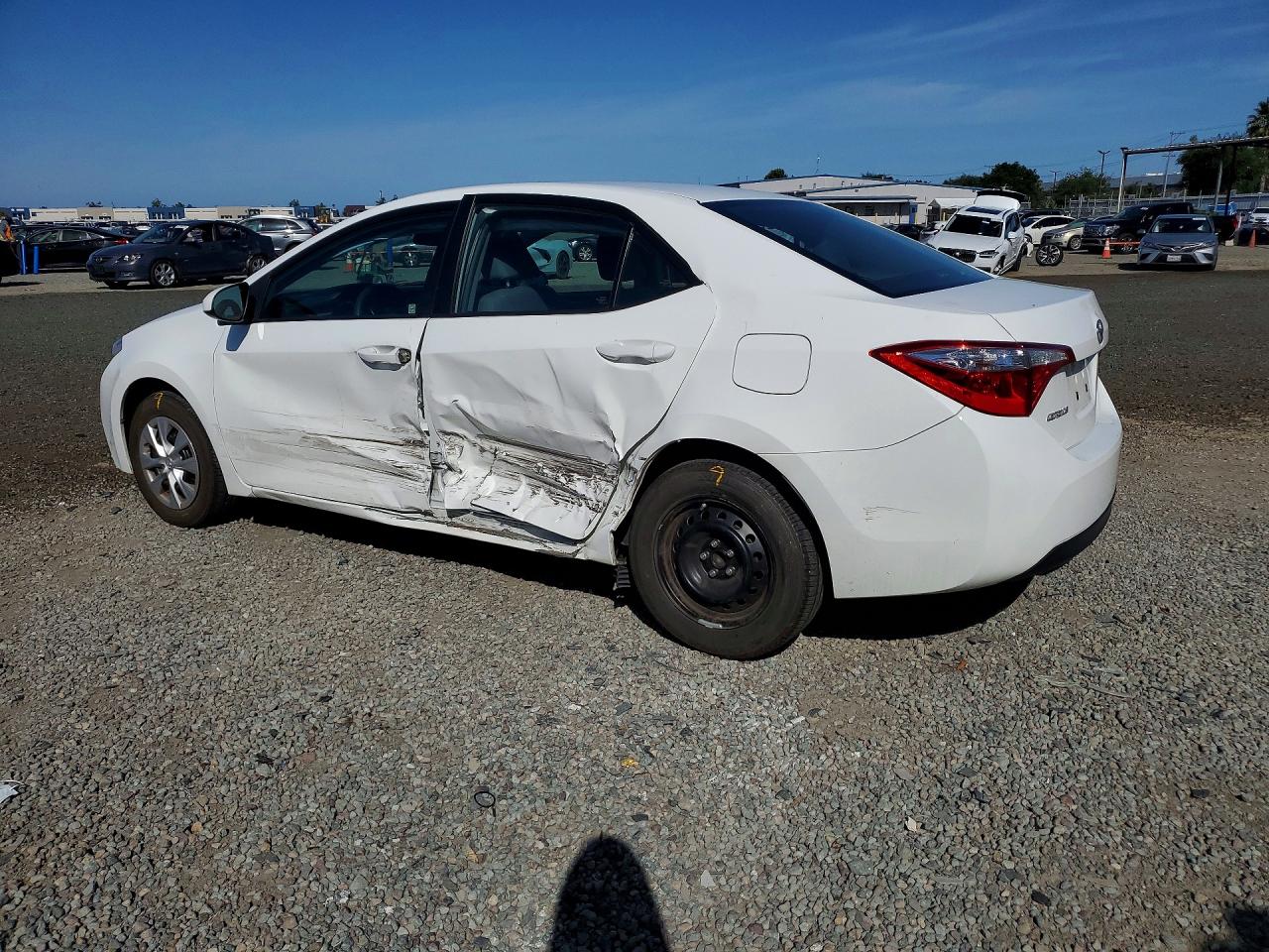 2016 TOYOTA COROLLA L photo 4