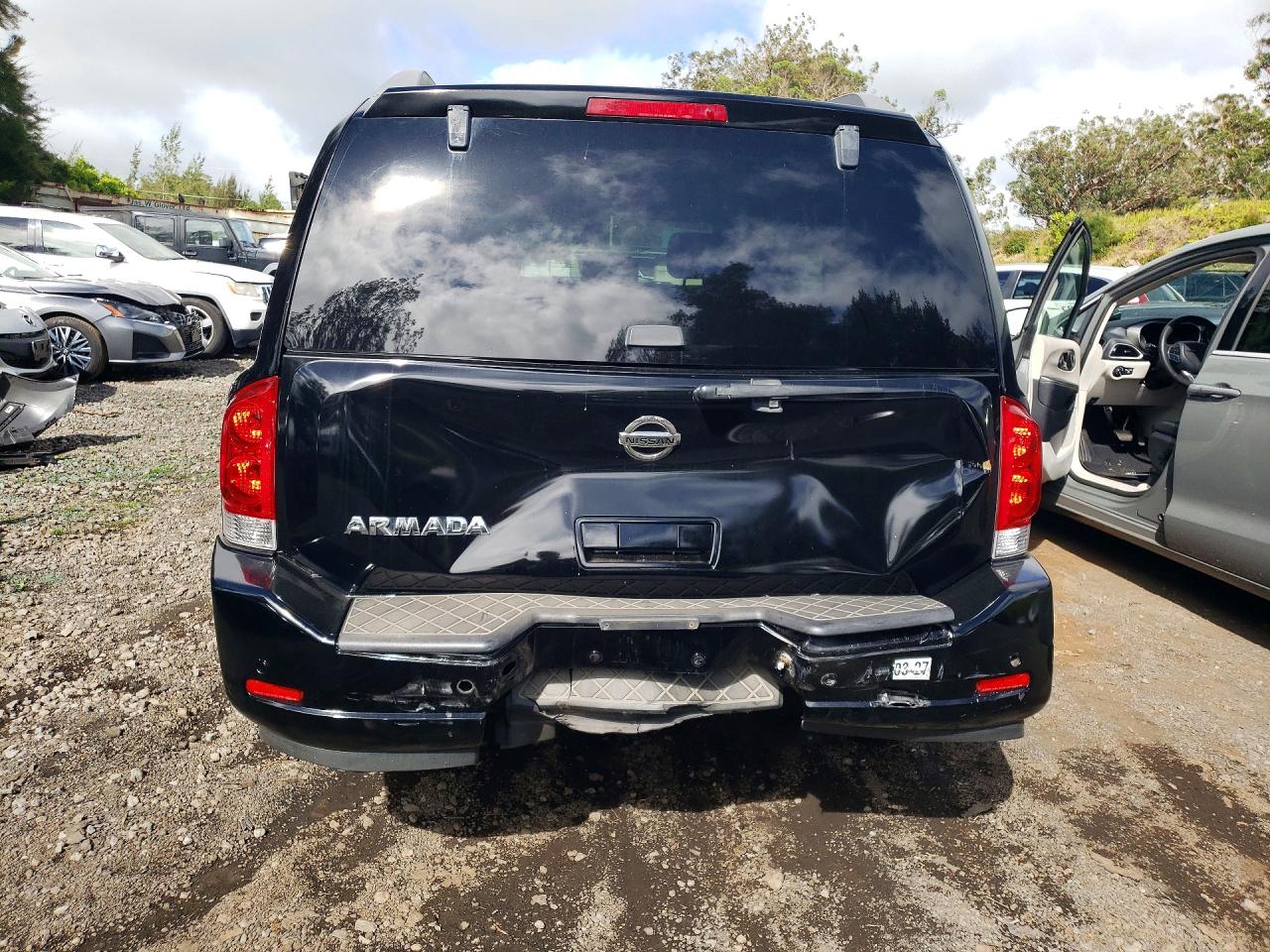 2015 NISSAN ARMADA SV photo 11