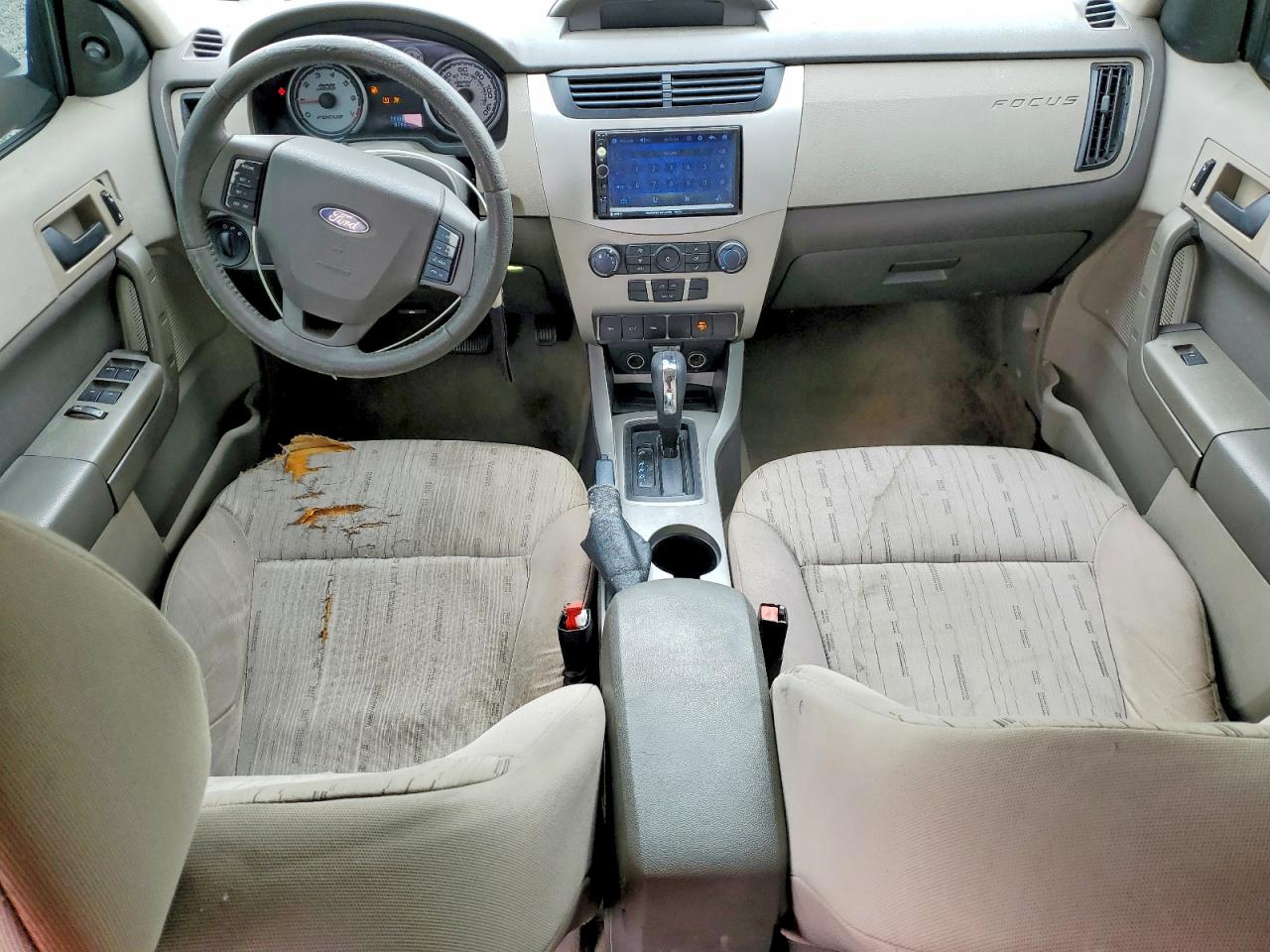 2009 FORD FOCUS SE photo 15