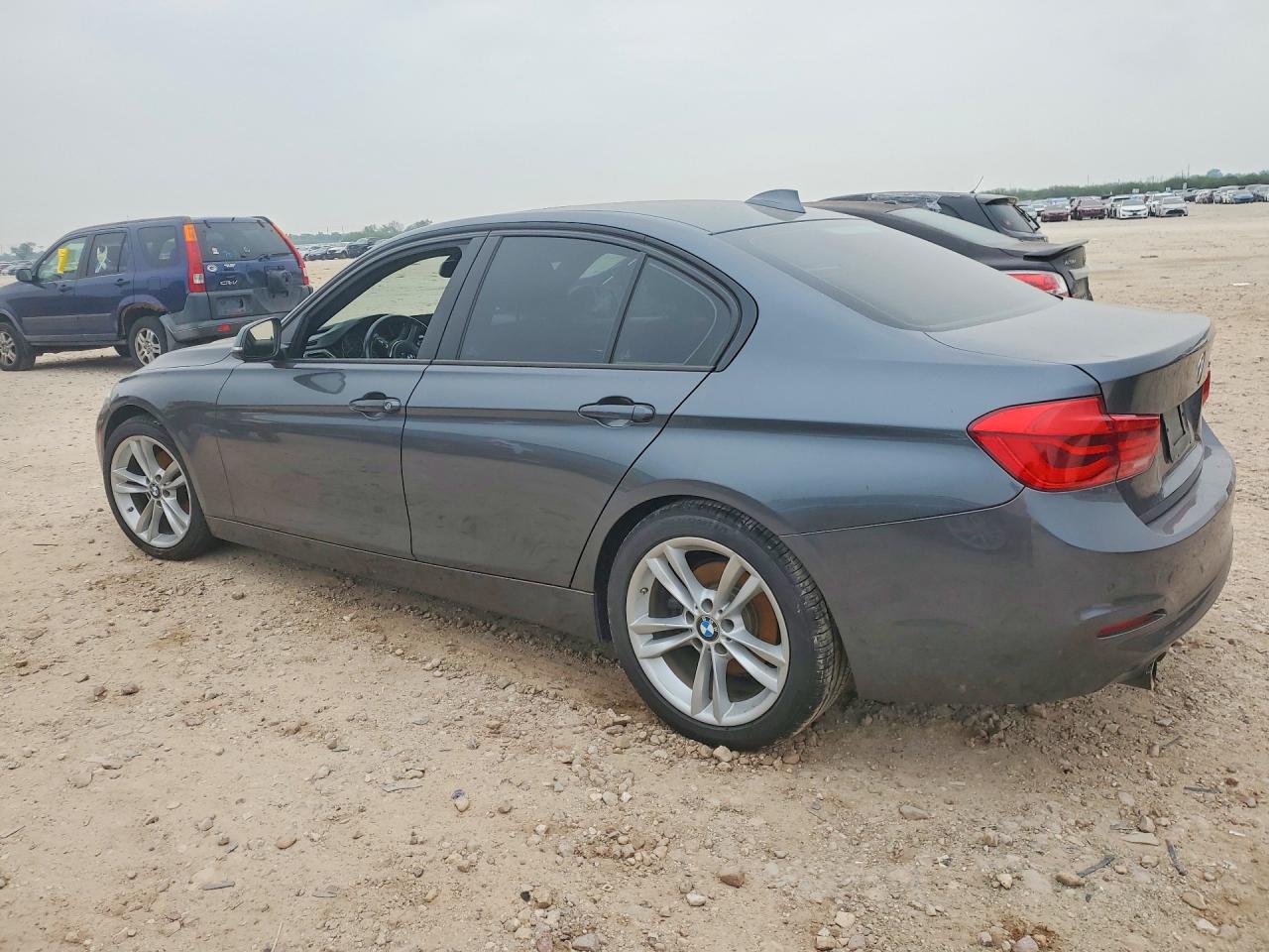 2017 BMW 320 I photo 2