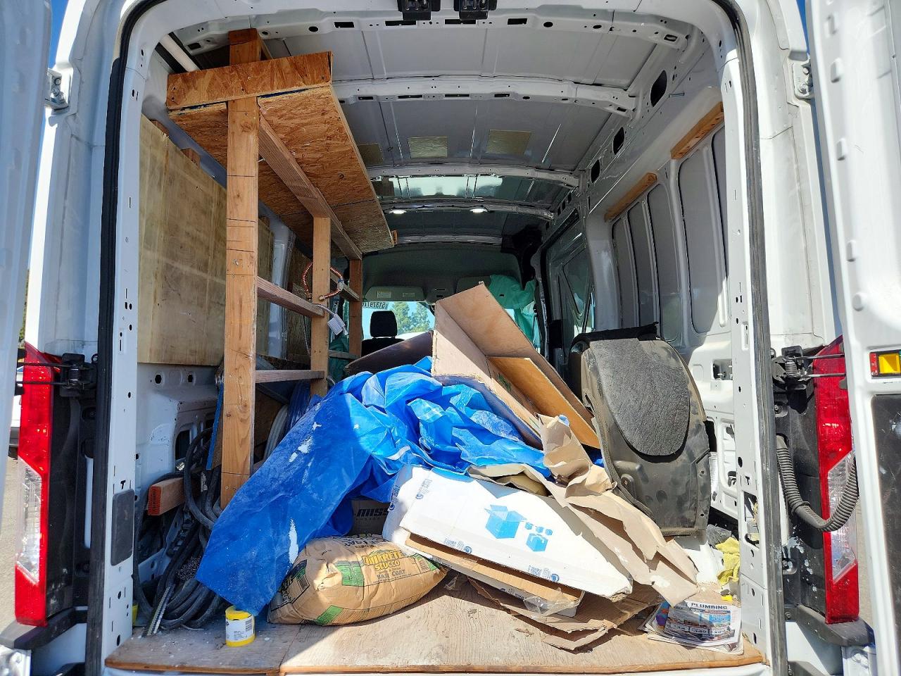 2025 FORD TRANSIT T-250 photo 19