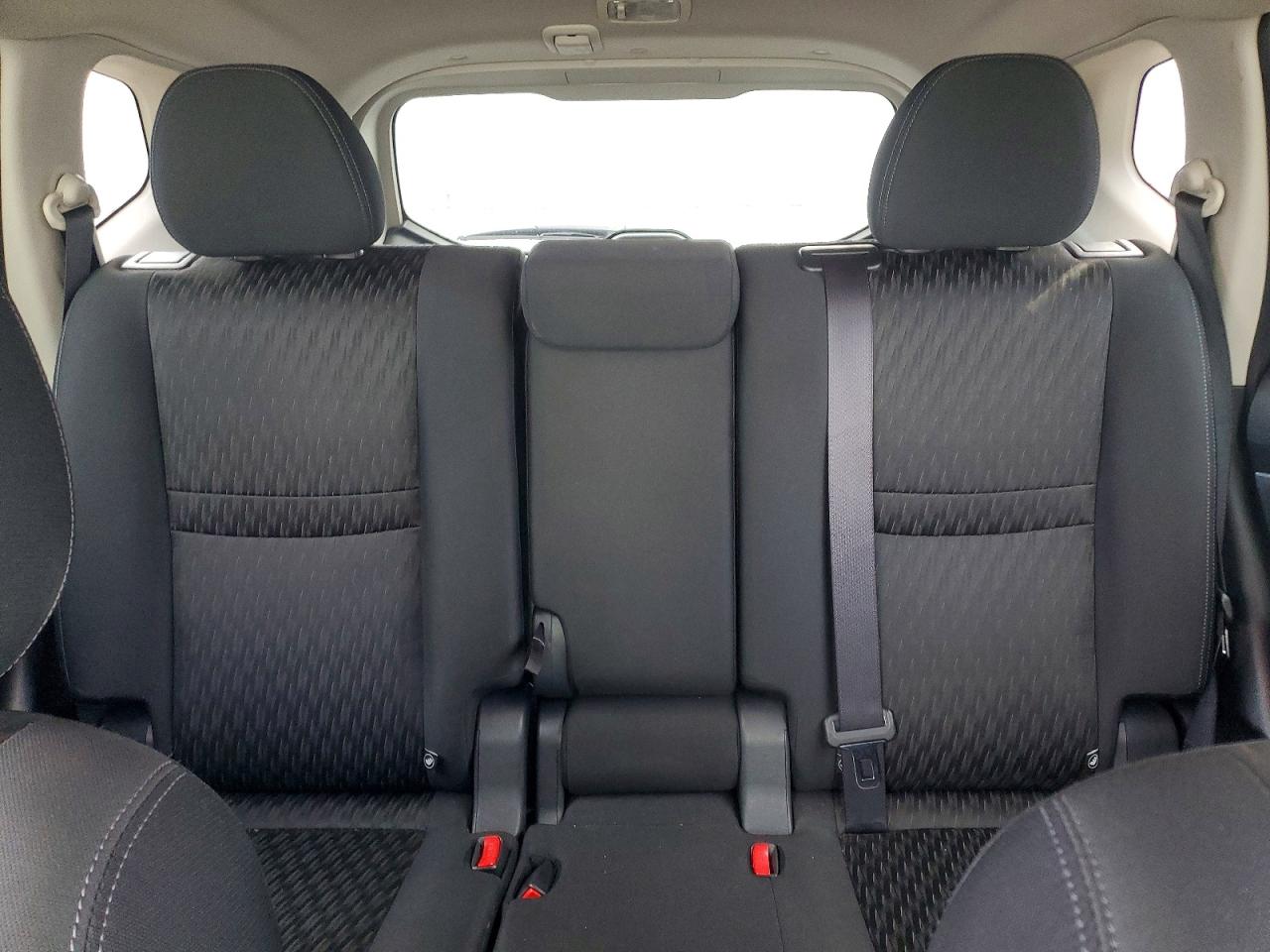 2018 NISSAN ROGUE SV photo 28